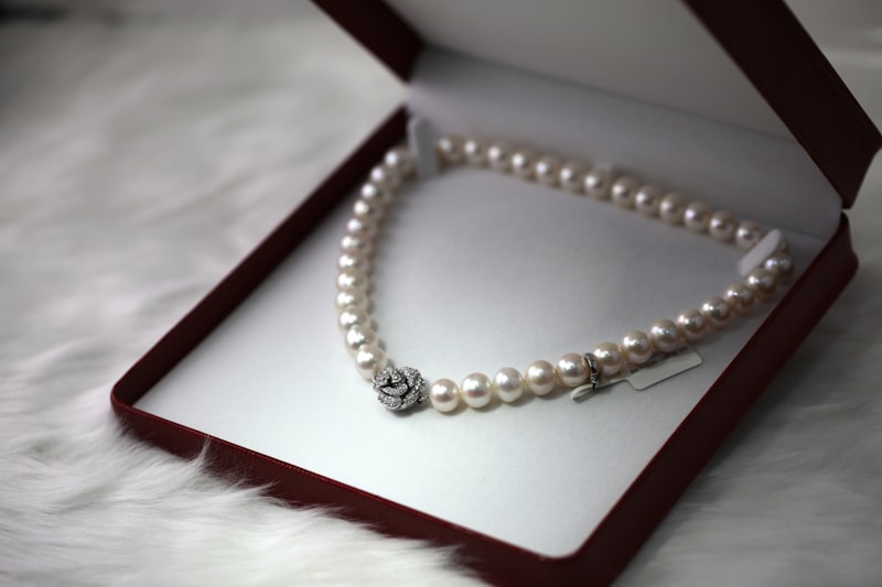 Social media content creation for a South Florida retail and luxury brand